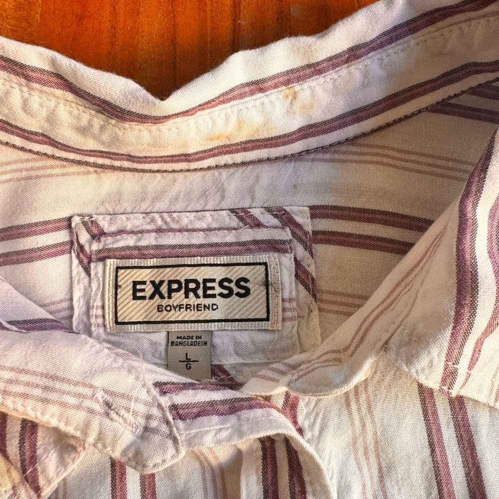 Express button down - Picture 10 of 12